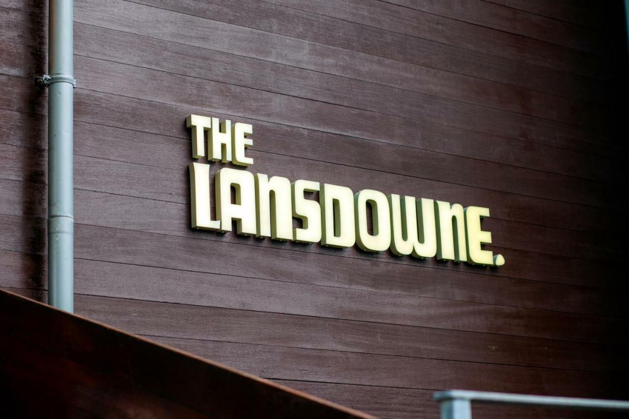 The Lansdowne Hotel เบลฟาสต์ ภายนอก รูปภาพ